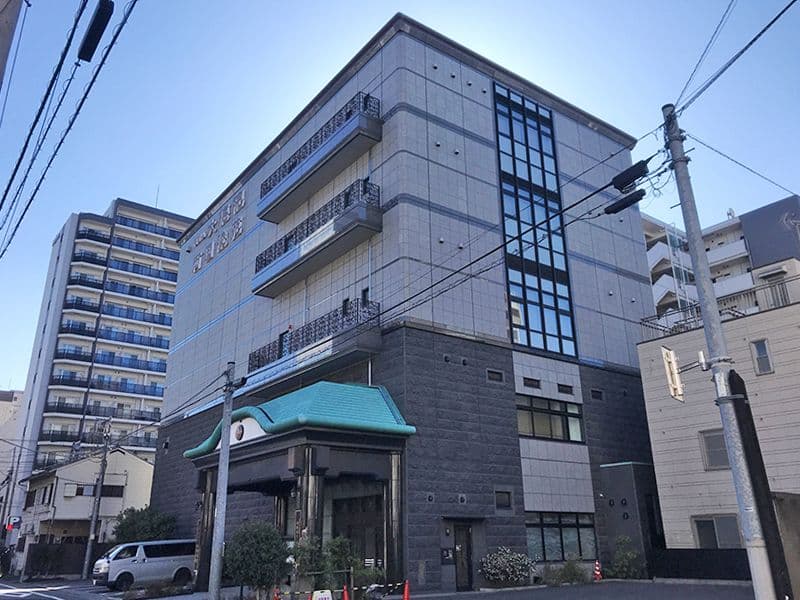 大徳院 両国陵苑　葬儀や法事も執り行える供養の館