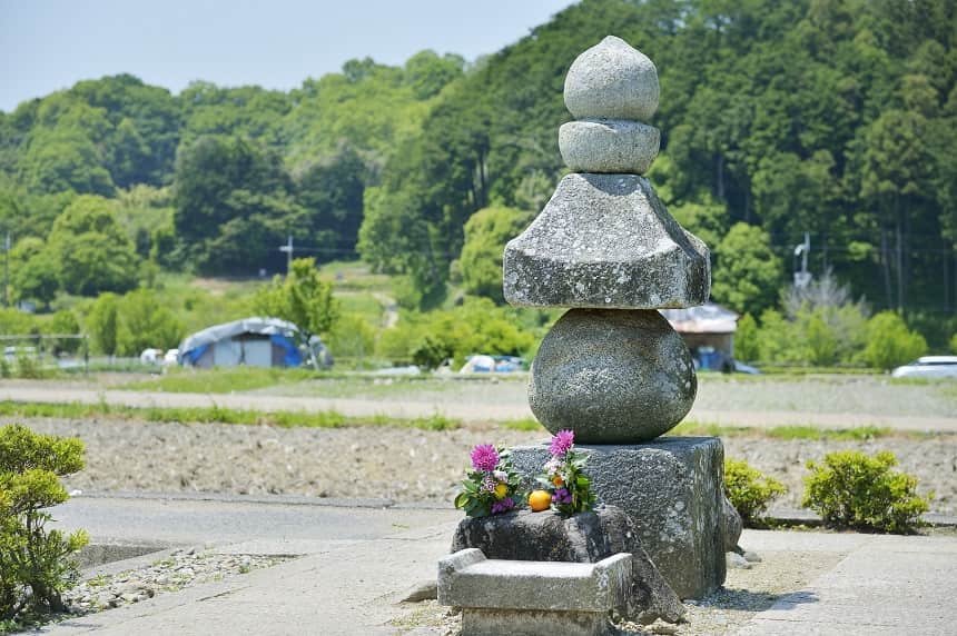 供養塔